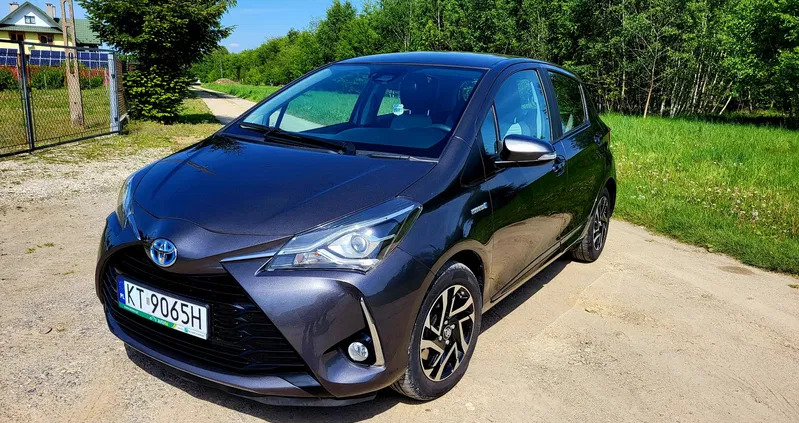 toyota yaris małopolskie Toyota Yaris cena 66000 przebieg: 30000, rok produkcji 2019 z Tarnów